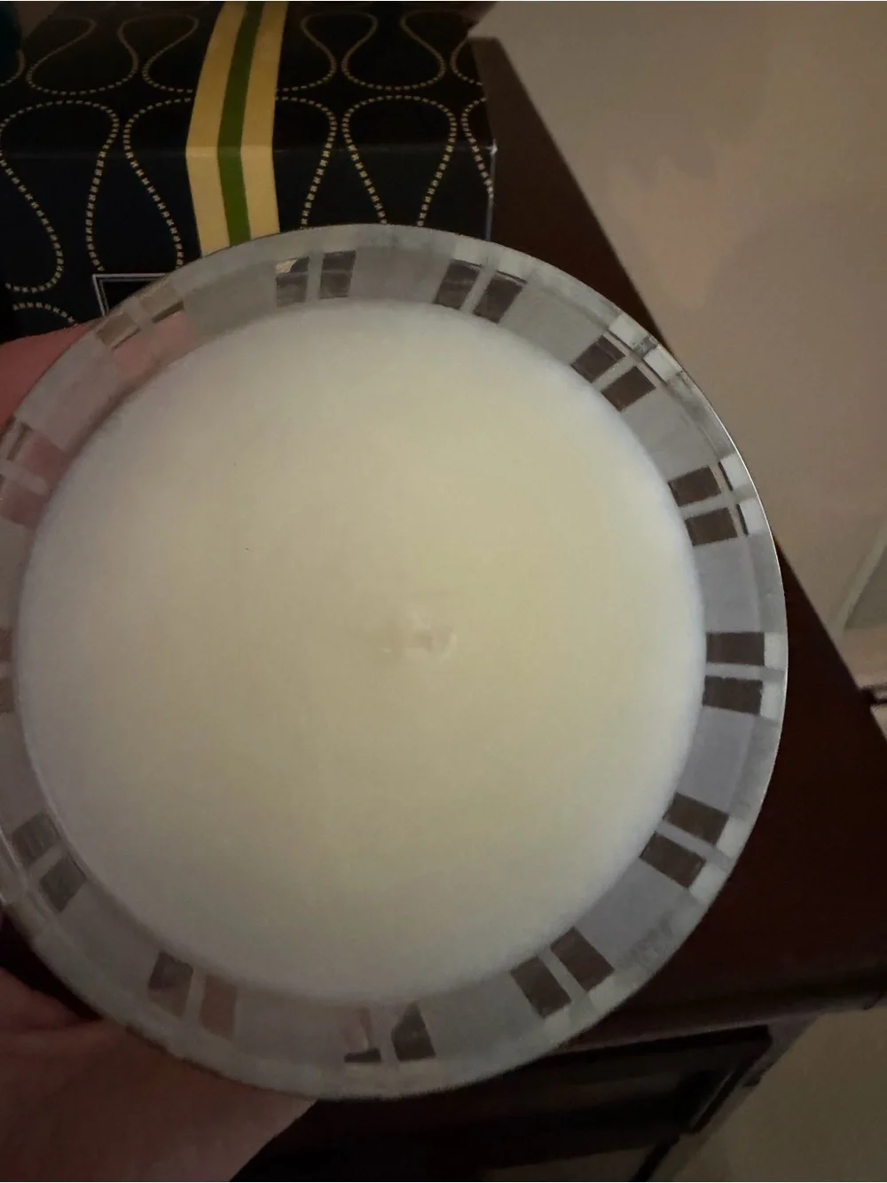 NWT NEST New York choose Coconut & Palm or Grapefruit Scented Candle 8.1 oz.